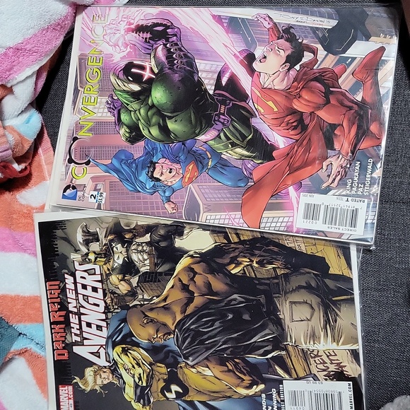 Comic bundle - Picture 3 of 4